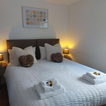 Minworth Lovely 1-Bedroom Condo With Parking On Premises المظهر الخارجي الصورة